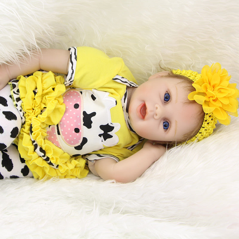 Adorable 22 Inch Real Lifelike Reborn Girl Dolls 