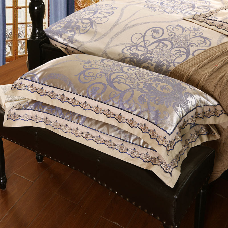 Stain Jacquard Luxury Royal Bedding Set 