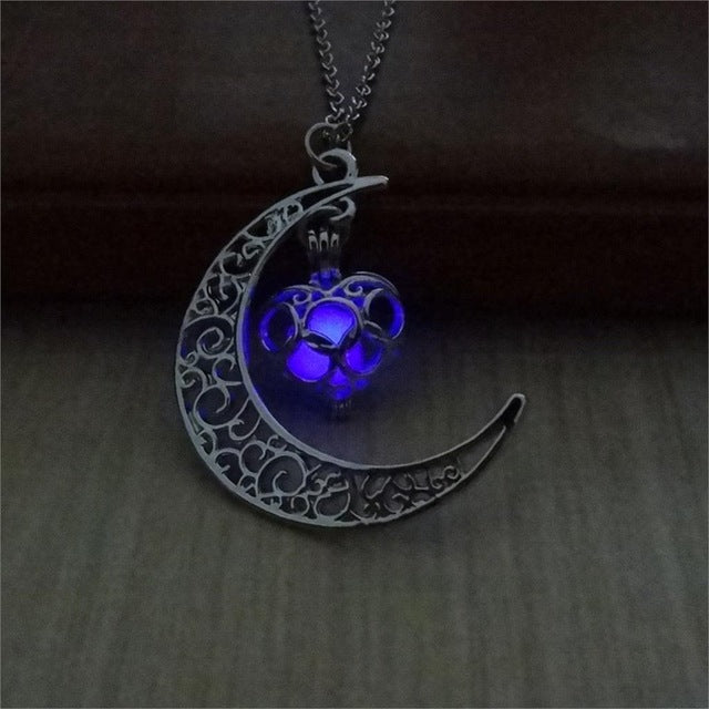 Silver Glow In Dark Heart Pendant Necklace 