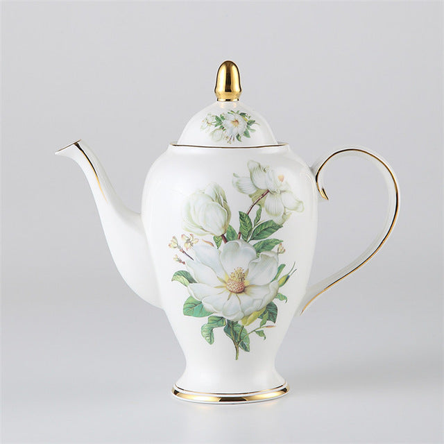 Royal Vintage China Tea Pot With Infuser 